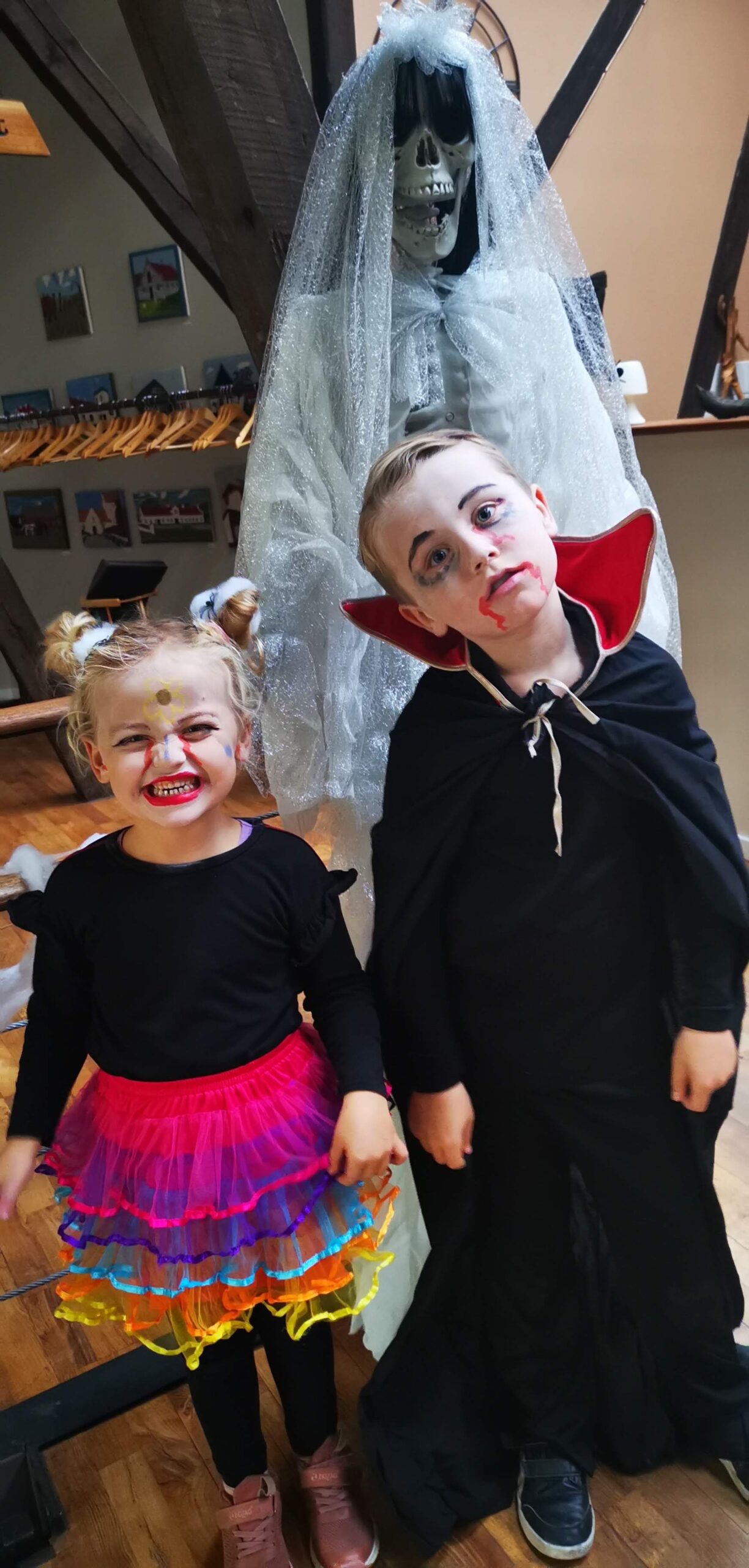 Børne-Halloween på Stenvad Mosebrug – En fantastisk uhyggelig dag
